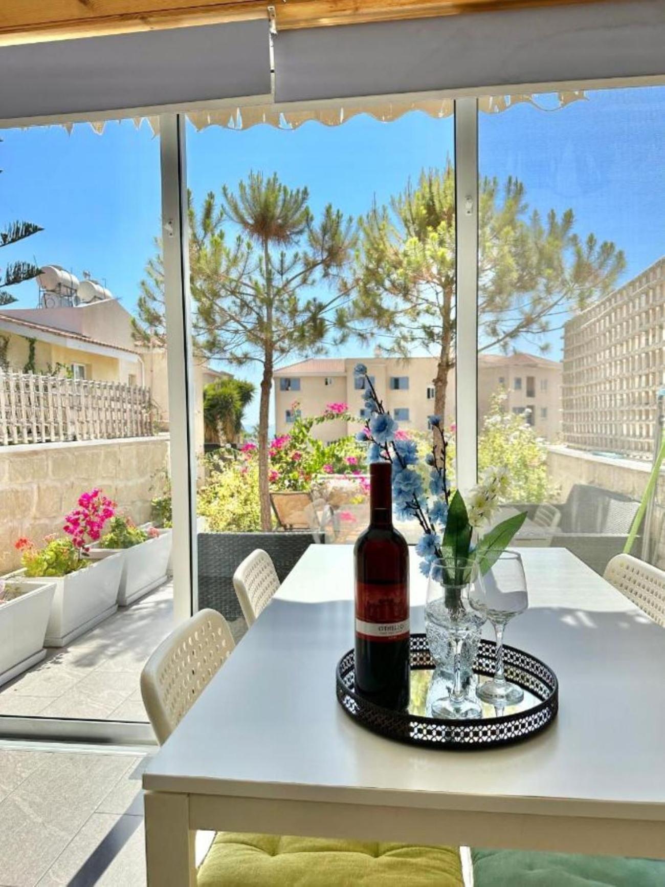 H&O Danaos Sea Breeze Apartment Paphos 外观 照片